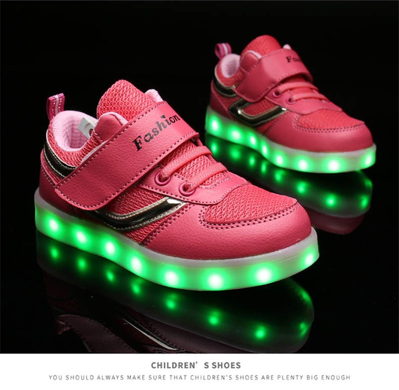新款童鞋 网面童鞋板鞋 USB充电灯鞋 七彩发光鞋 童鞋男女
