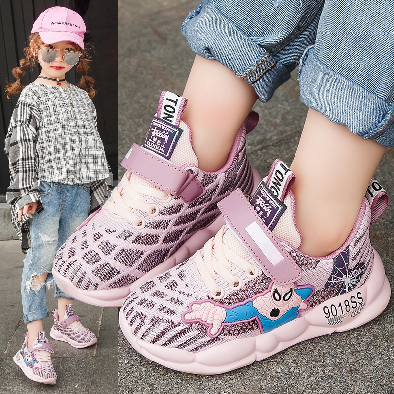 儿童时尚飞织透气立体蜘蛛运动鞋