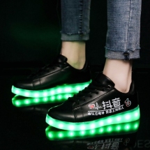 发光鞋单鞋童鞋7彩抖音发光鞋USB充电灯