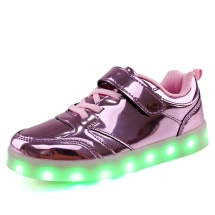 USB充电童鞋板鞋 闪灯鞋 男童鞋 女童鞋儿童亮灯鞋