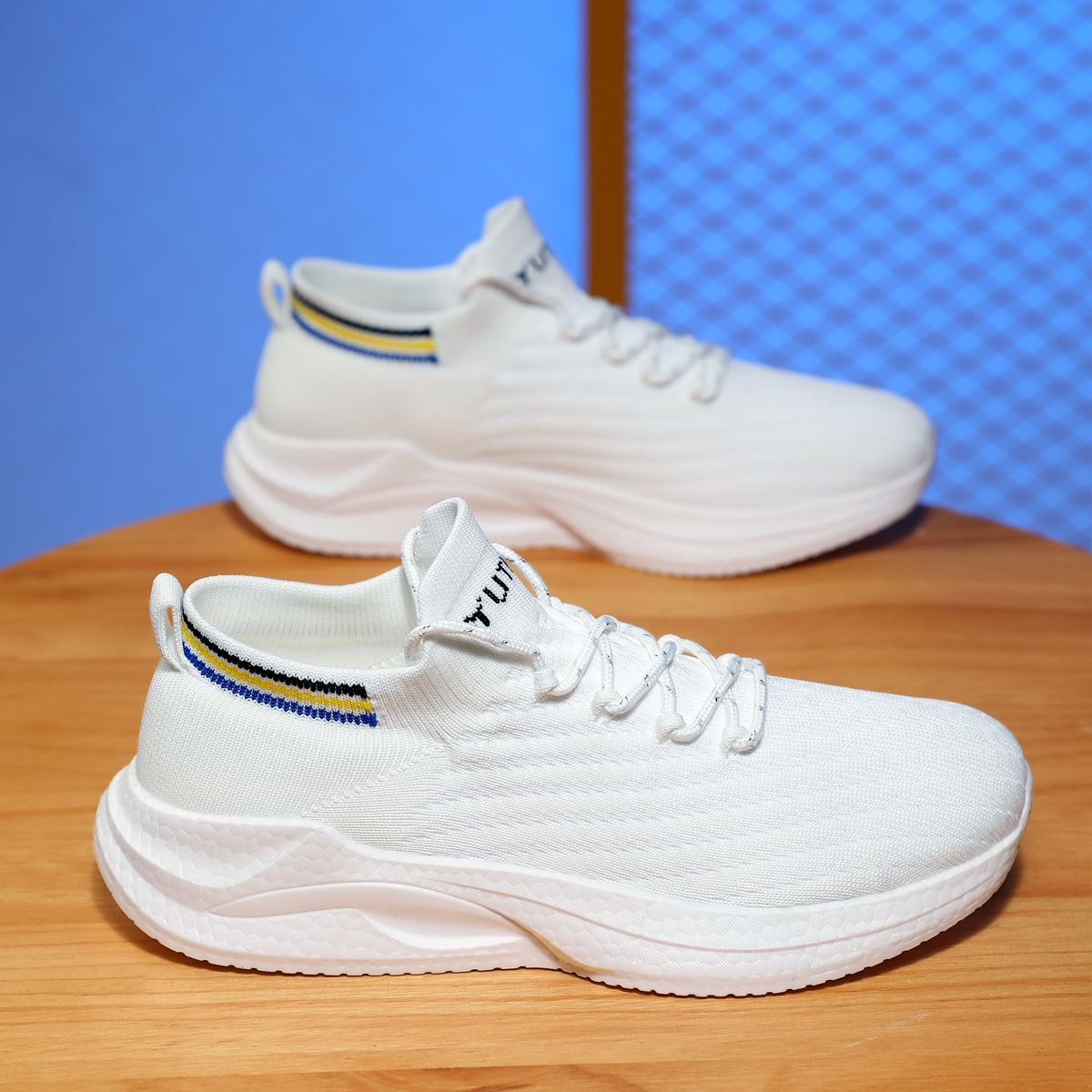 跨境外贸新款飞织跑步鞋透气男鞋时尚网布休闲运动鞋（诚招分销）