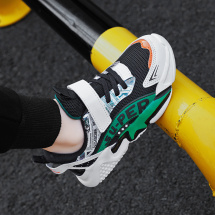 男童运动鞋春季2022新款网面透气儿童休闲跑步鞋