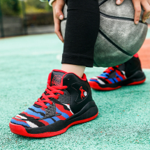悦足青少年儿童飞织篮球鞋三色可选黑红，黑蓝，白色（31-40码）