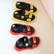 力健安夏季新款爆款儿童防滑沙滩鞋户外休闲凉鞋童鞋