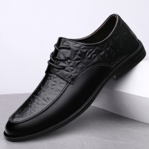 商务休闲皮鞋，批120元，37-45，黑色