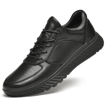 F95561新款休闲板鞋 数据包37-45价格130，黑色