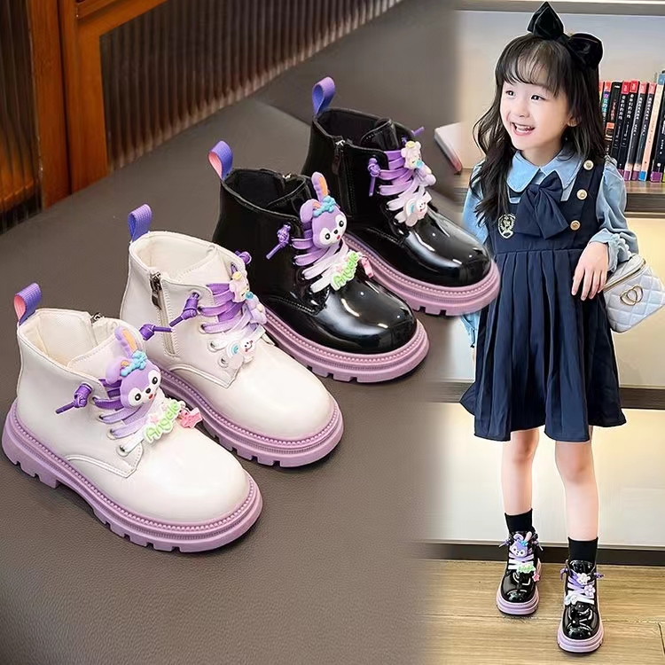 儿童靴子卡通星黛露2023新款女孩马丁靴短靴女童鞋子棉靴皮靴