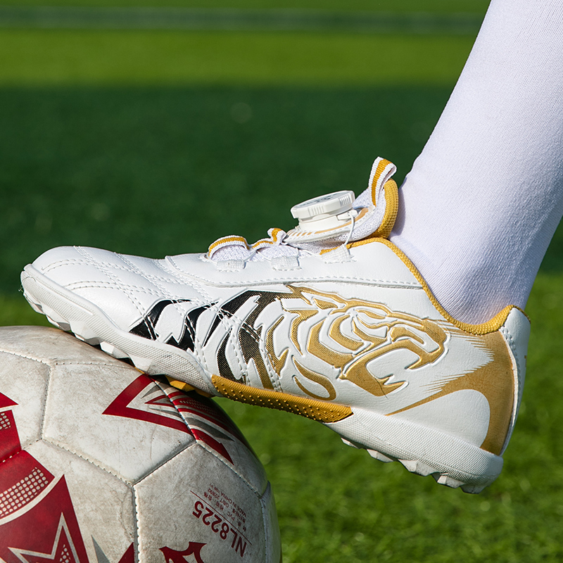 酷飞502跨境爆款青少年儿童足球鞋35-45，碎钉502-1