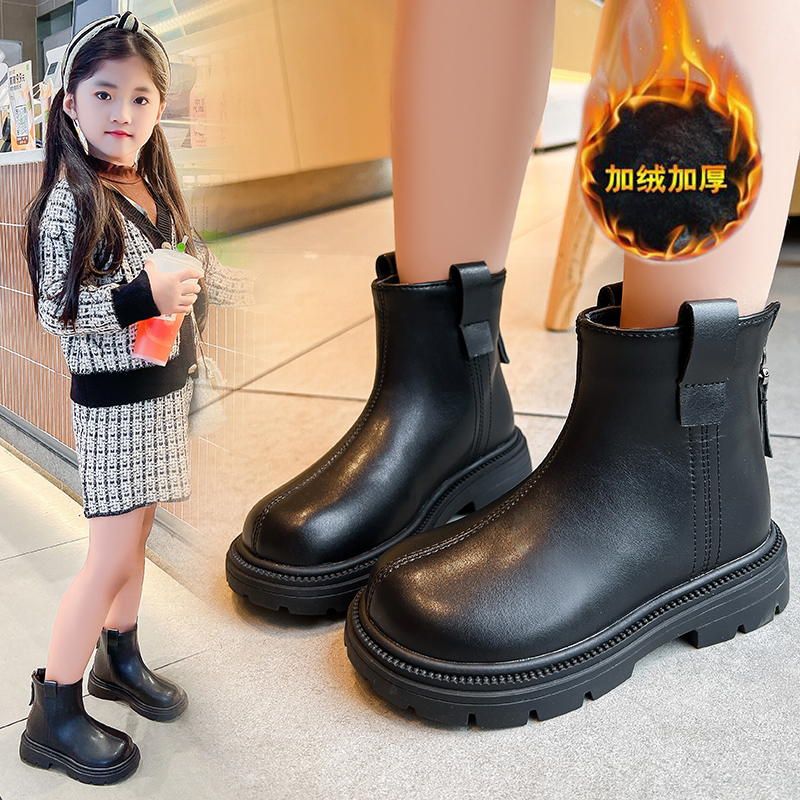 冬季女童马丁靴2023新款男童靴子小女孩保暖皮靴时尚中大童童