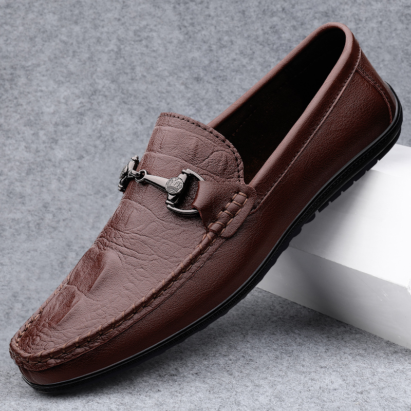 WY1138  公版品牌豆豆鞋37-46拿货价80,黑色，棕