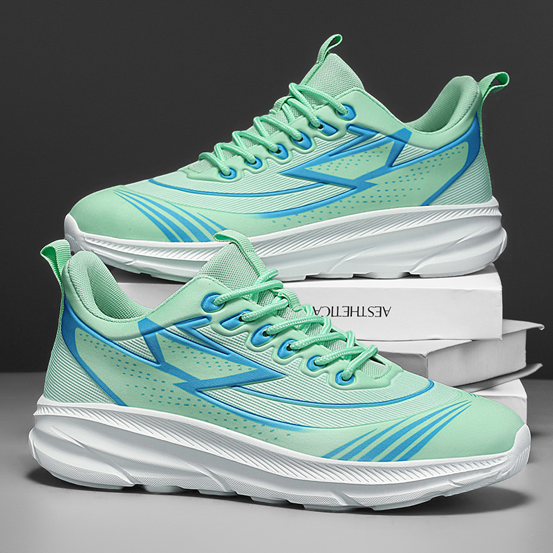 工厂直销A56情侣新款跨境大码休闲跑步潮鞋P52