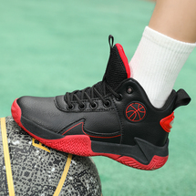 青少年篮球鞋超千皮面