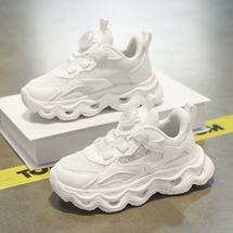 汤姆猫童鞋小白鞋