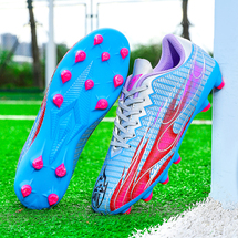 灵火剑低帮长碎钉足球鞋