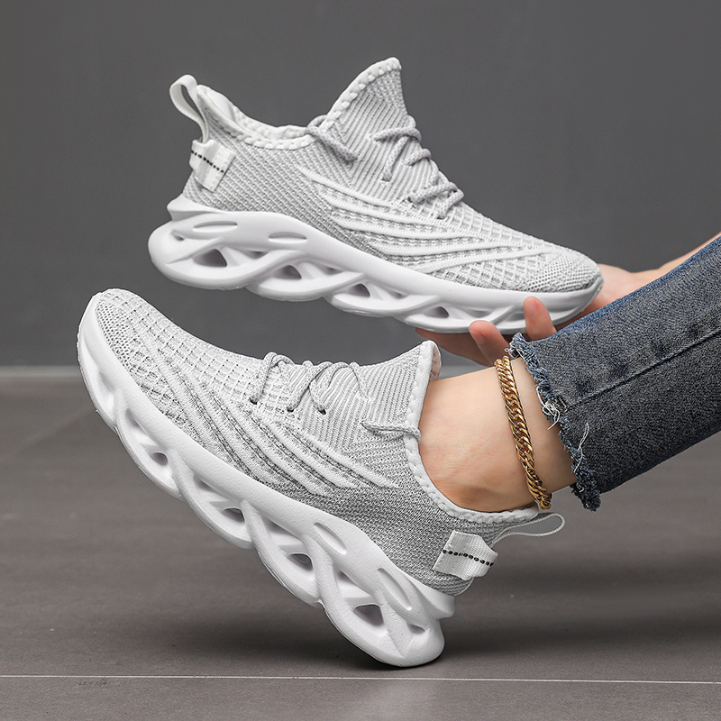 男女童现货款系带飞织EVA麻花底轻便舒适潮流运动鞋跨境正法码