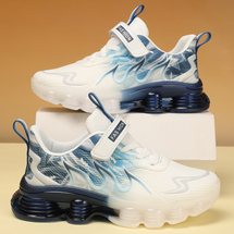 童鞋潮流扣带款，果冻大底，时尚舒适，户外运动