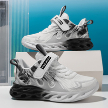 童鞋运动扣带款，大底EVA，轻便舒适