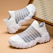 悦足8058  新款情侣户外溯溪游泳鞋多功能健身鞋36-47