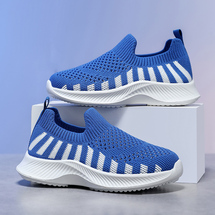 【了然鞋业】2026新款儿童舒适透气飞织网面休闲鞋28-38