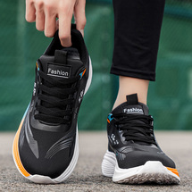 冷粘男鞋新款百搭软底运动鞋超轻休闲防滑耐磨男士跑步鞋