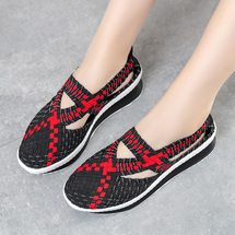 夏舒适软底女休闲妈妈鞋松紧带平面透气老北京布鞋中老年浅口单鞋